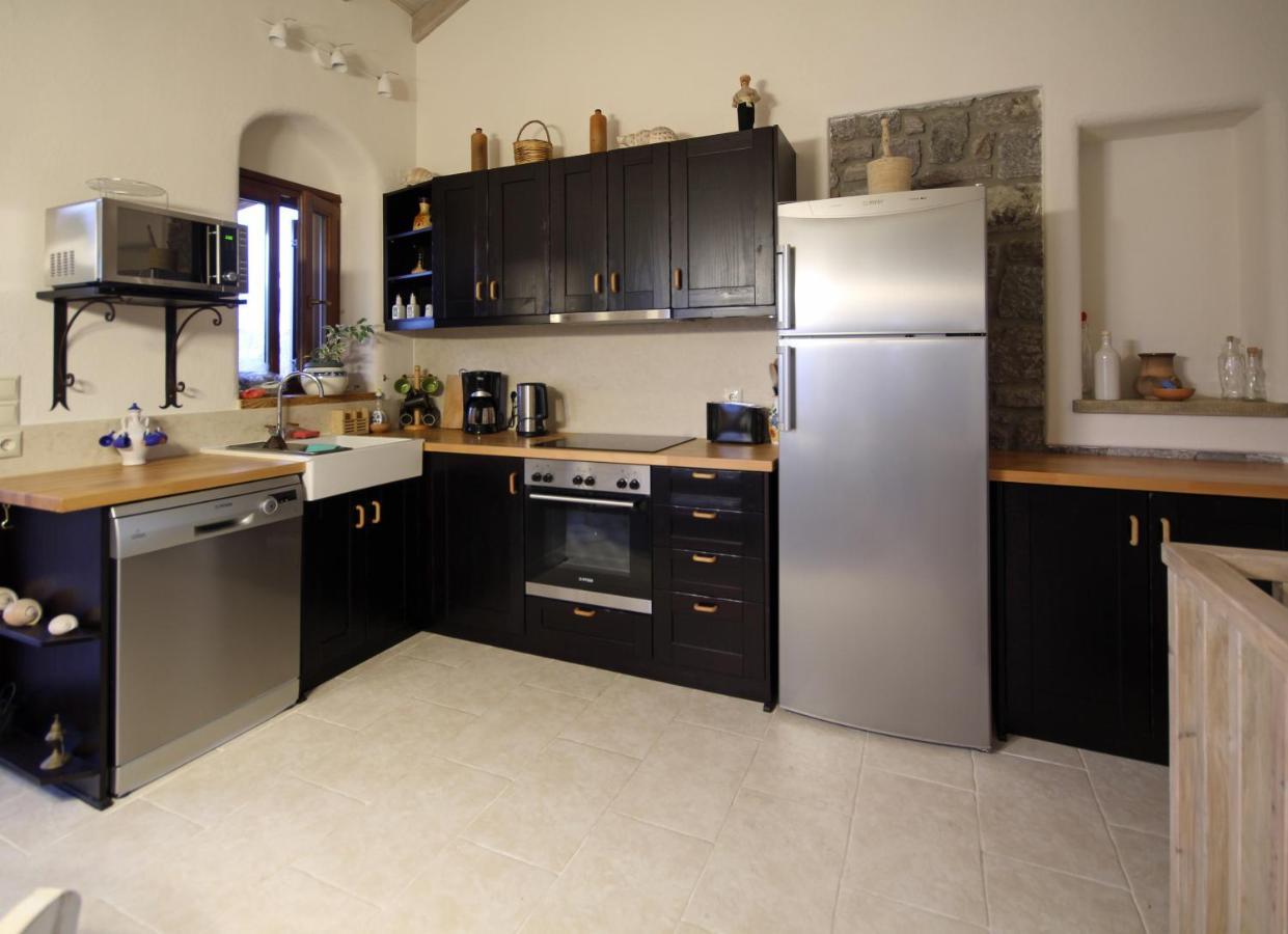 Grand View Afrodite Mythimna Exterior photo